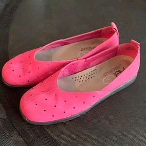 Pink flats by AerGo Aerosoles
